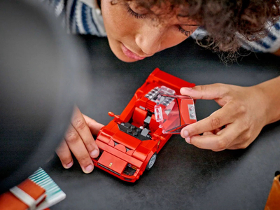Lodër ndërtimi LEGO Ferrari F40 Supercar, set model ndërtimi, për ekspozim, shumëngjyrëshe