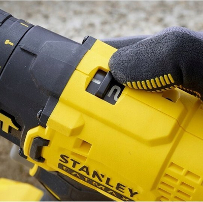 Set veglash Stanley SFMCK210D1 FATMAX V20, kaçavidë goditëse 18V, bateri 2.0Ah, elektrik dore LED