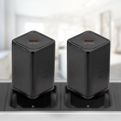 Karikues muri SBS TETRGAN1C65W, USB-C, 65W karikim i shpejtë, i zi