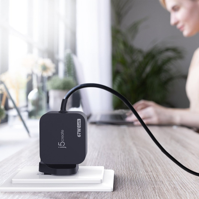 Karikues USB C J5create JUP1565DCF3A FN, 67W GaN PD, 3 konektorë DC, i bardhë