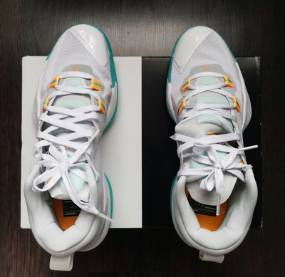 Atlete basketbolli Jordan Zion 1 White Dynamic Turquoise, për meshkuj, nr. 11, të bardha me turkez