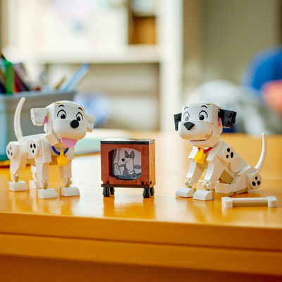 Lodra ndërtuese Disney Lucky and Penny 101 Dalmatians Puppies, figura me këlyshë, shumëngjyrëshe