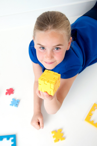 Pajisje praktike Cube Pro, dizajn kompakt në formë kube, për shpi dhe zyrë