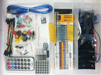 Kit startues Arduino Uno R3, bord zhvillimi, kabllo edhe gjëra të tjera, shumëngjyrësh