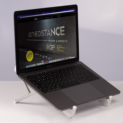 Mbajtëse laptopi Lindy Riser Folding 20916, e rregullueshme, palosëse, ngjyrë argjendt me të bardhë