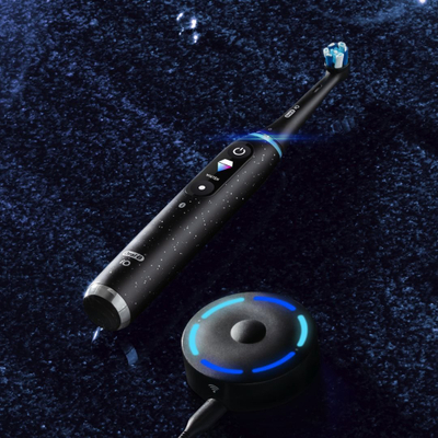 Furçë dhëmbësh elektrike Oral-B iO10, iOsense, karikues magnetik, e zezë