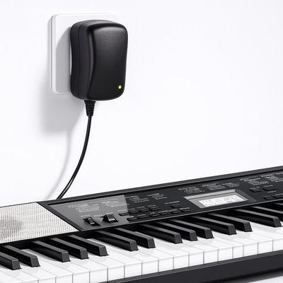 Karikues universal rryme, i rregullueshëm 3-12V, 30W, me USB dhe 6 koka, i zi