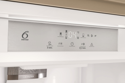 Frigorifer i integrum Whirlpool SP40 812 EU 2, teknologji 6th Sense Fresh Control, StopFrost, i bardhë