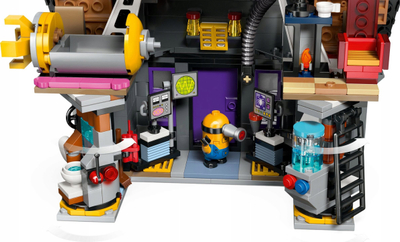 Set lodër Minions Family Mansion, shpi loje dhe shpi në pemë, shumëngjyrëshe