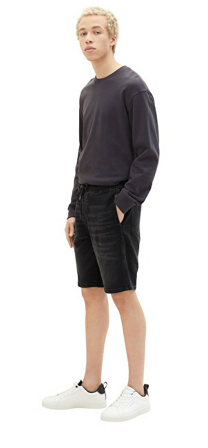Pantallona të shkurtë Tom Tailor Loose Fit, të zi
