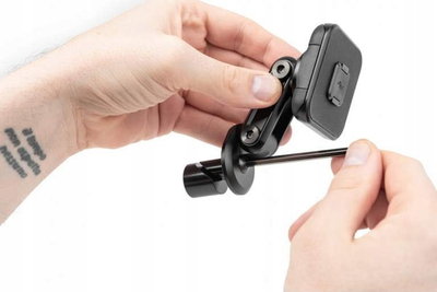 Mbajtëse telefoni për motor Peak Design Mobile Motorcycle Stem Mount, sistem SlimLink, izolim dridhjesh, e zezë