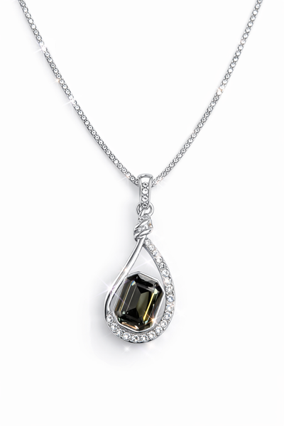Qafore Silver me Gurë Kristali – Elegancë me Shkëlqim