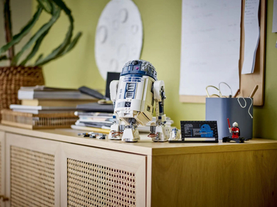 Lodër konstruktuese LEGO Star Wars R2 D2 75379, set ndërtimi, figure koleksionare, shumëngjyrësh