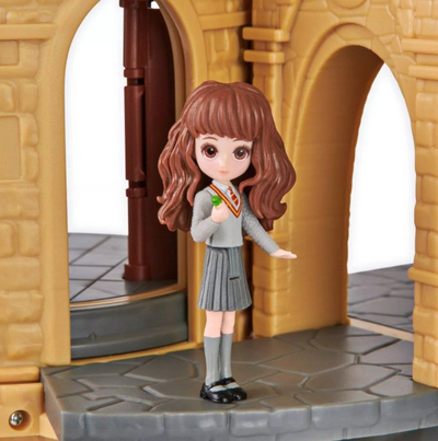 Set loje Wizarding World – Kështjella e Hogwarts, 55 cm, me drita e zëra, shumëngjyrësh