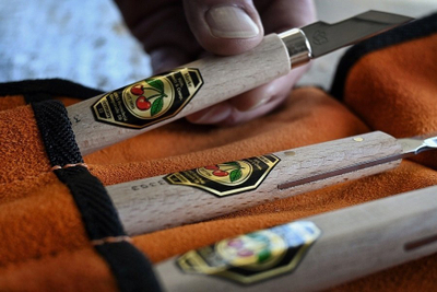 Сет ножеви за гравирање Киршен 3307, 3 парчиња, кожна футрола, природно