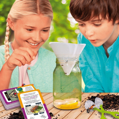 Set shkencor Lisciani Im a Genius Science of Insects, lojë me mësim për insekte, për kalamaj