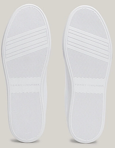 Atlete për femra Tommy Hilfiger, të bardha