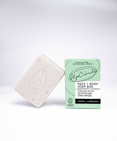 Sapun i ngurtë UpCircle Fennel & Cardamom Chai 100 g