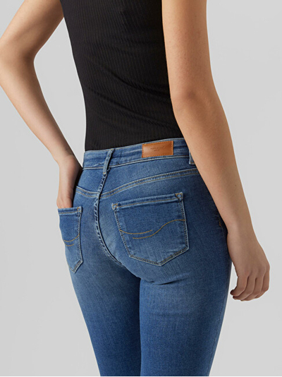 Xhinse Vero Moda VMDAF Straight Fit 10284790 Medium Blue Denim