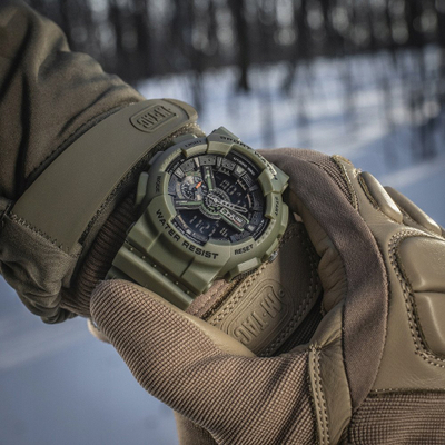 Orë sportive M-TAC Olive 50006001, mekanizëm analog, rrip silikoni, jeshile ulliri