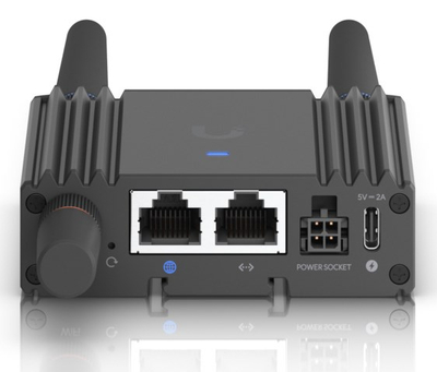Ruter LTE Ubiquiti UMR-ULTRA, WiFi, i bardhë