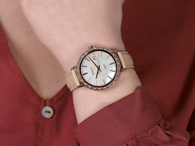 Orë dore Casio Sheen SHE-4052PGL-7BUEF