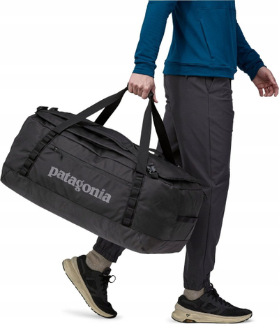Çantë duffel Patagonia Black Hole 70L, që s’e hyn uji, bëhet shpinore, ngjyrë e zezë
