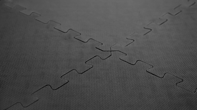 Меѓусебно поврзувачки душеци Zipro Foam, сет 4 парчиња, 12mm, црни