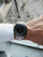 Orë dore Swatch Windy City YGS469G