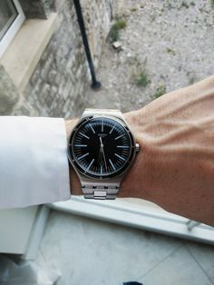 Orë dore Swatch Windy City YGS469G