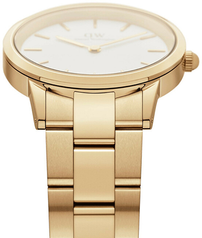 Orë për femra Daniel Wellington, e artë