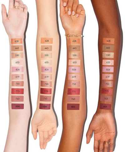Hije sysh Dior Diorshow Mono Couleur, me ngjyrë shumë të fortë, që zgjat gjatë