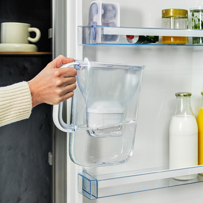 Kаница со филтер за вода Brita Style Essential, 4 патрони MAXTRA PRO Pure Performance, бела
