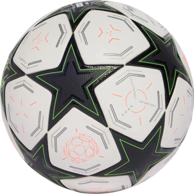 Top futbolli Adidas UCL Com 51, për ndeshje edhe stervitje, i bardhë