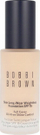 Fondatinë Bobbi Brown Skin Long-Wear Weightless Foundation SPF15, mbulim i plotë, 30ml, ngjyra Cool Sand