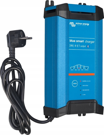 Karikues baterish Victron Energy Blue Smart IP22 24/8, 24V, me Bluetooth, blu