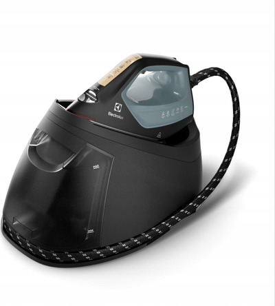 Stacion avulli për hekurosje Electrolux Renew 800 E8ST2-8OG, rezervuar 1200 ml, kabëll 1.5 m, i zi