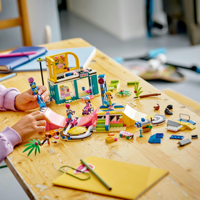 Lodër ndërtimi LEGO Friends Skatepark 41751, set patinazhi, 6+ vjeç, shumëngjyrëshe