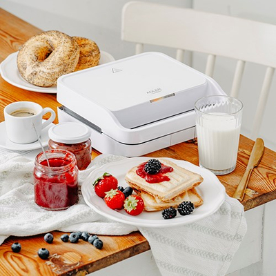 Toaster sanduiçesh Adler AD 3070W, 750W, pllaka jo ngjitëse, i bardhë