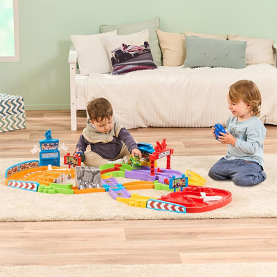 Pistë garash Vtech Tut Tut Baby Flitzer RC Car Race Track, me tinguj, me makinë me telekomandë dhe makinë me motor