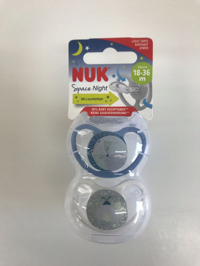 Biberon NUK Space Night, silikon, 18‑36 muaj, set 2 copë