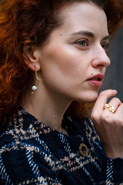 JwL Luxury Pearls Сребрени Обетки со Барокни Бисерни