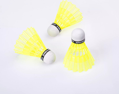 Shuttle badminton AEREO 3 Aileron, set 3 kokrra, najlon me tapë, e bardhë