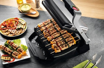 Grill kontakti Tefal Optigrill+, me sensor automatik gatimi, me pjatë jo ngjitëse, i zi me argjend