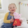 Lodër pelushi Peppa Pig Singing Peppa, me zë, me mikrofon, me fustan të kuq