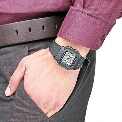 Orë digjitale për meshkuj Casio W 800-1, e zezë