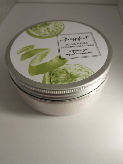 Shkumë trupi The Secret Soap Grapefruit, scrub trupi, 200ml