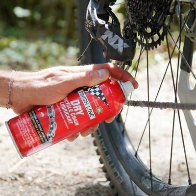 Lubrifikant për zinxhir biçiklete Finish Line Dry, spray aerosol, për mot të thatë
