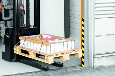 Profil mbrojtës për sipërfaqe Durable S32R, shkumë PU, për mure dhe rafte, i verdhë