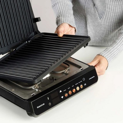 Grill elektrik Taurus Asteria Digital 2 in 1, pllaka jo ngjitëse, termostat digjital, çelik i zi